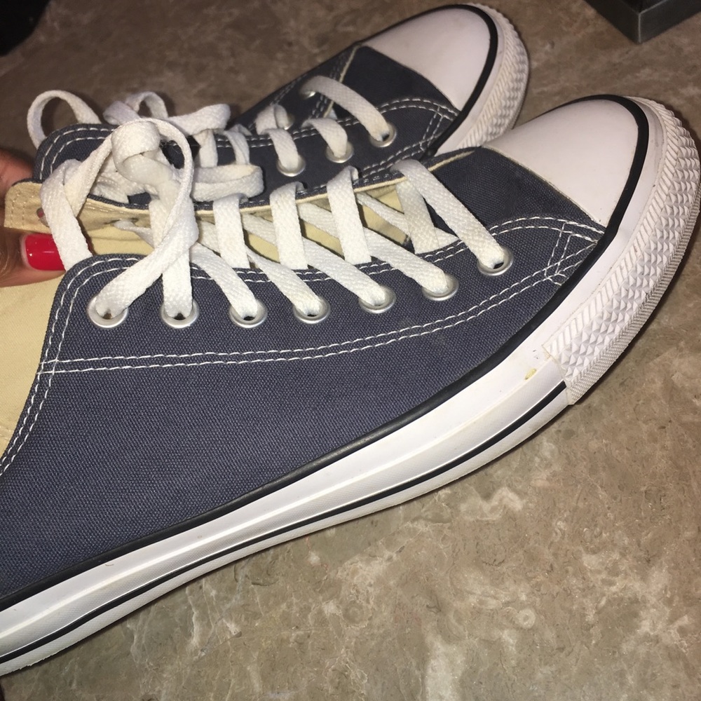 Converse - Picture 3 of 8